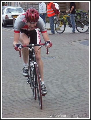 een solo van 8 ronden van Roland